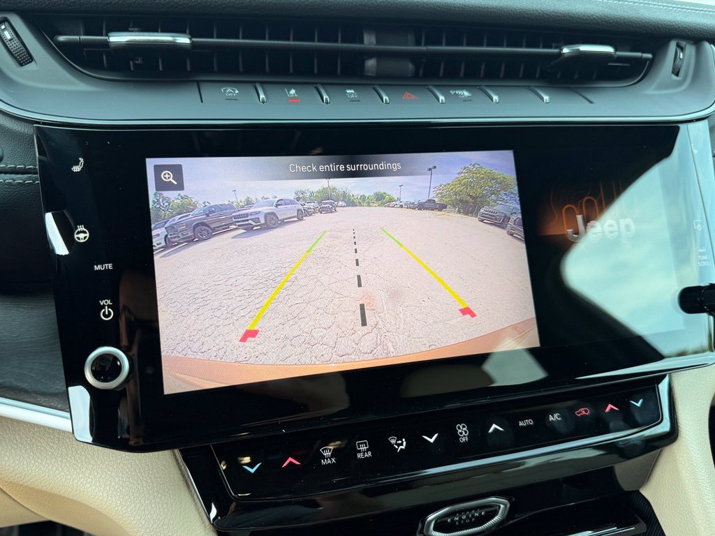 New 2027 Jeep Grand Cherokee Limited AWD/4WD image 19