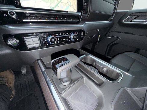 New 2026 GMC Sierra 1500 SLT w/ SLT Premium Package image 27