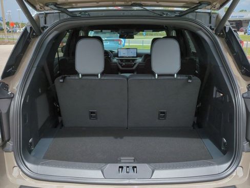 New 2026 Ford Explorer ST image 13