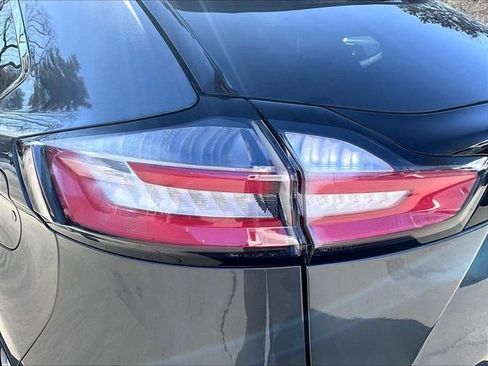 Used 2023 Ford Edge SEL w/ Convenience Package image 31