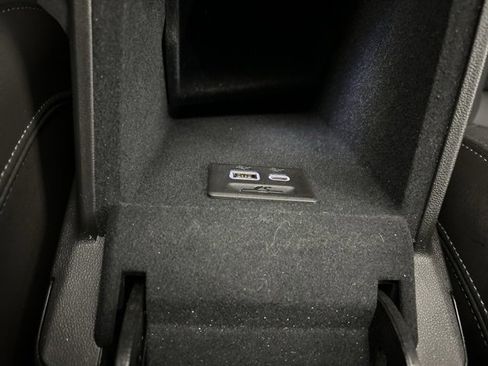 Used 2023 Cadillac XT6 Sport image 23