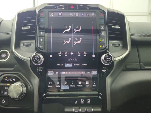 New 2026 RAM 1500 Laramie AWD/4WD image 26