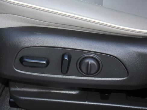 Used 2024 Buick Envista Avenir FWD image 14