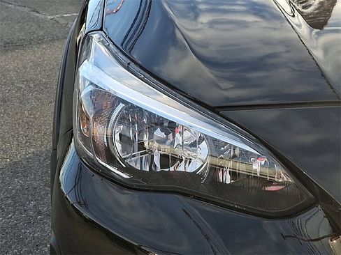 Used 2023 Subaru Crosstrek 2.0i Premium image 8