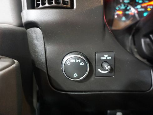 Used 2020 Chevrolet Express 2500 w/ Driver Convenience Package image 4