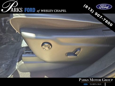 Used 2020 Jeep Grand Cherokee Summit AWD/4WD image 18