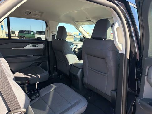 New 2026 Ford Explorer Active image 19