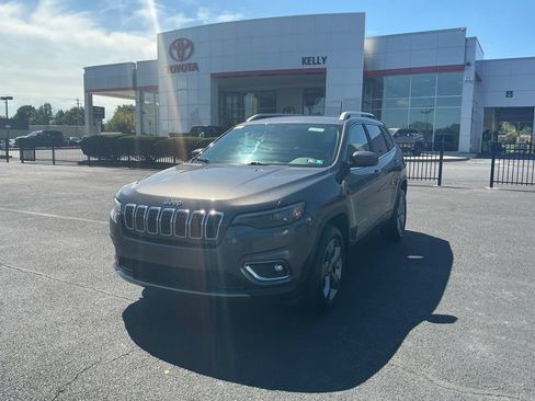 Used 2019 Jeep Cherokee Limited AWD/4WD image 1