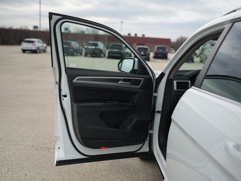 Used 2019 Volkswagen Atlas SE AWD/4WD image 31