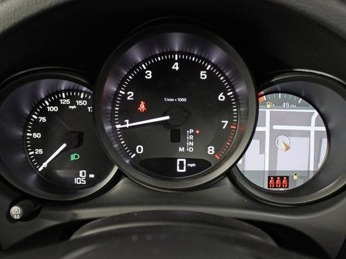 Certified 2026 Porsche Macan image 20