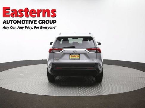Used 2019 Toyota RAV4 LE w/ All Weather Liner Package AWD/4WD image 37
