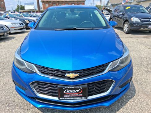 Used 2016 Chevrolet Cruze LT w/ Convenience Package FWD image 7