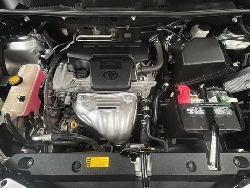 Used 2014 Toyota RAV4 LE AWD/4WD image 22