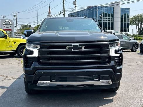 Used 2024 Chevrolet Silverado 1500 High Country w/ Technology Package AWD/4WD image 6