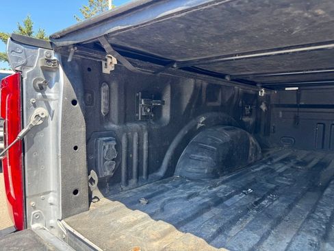 Used 2023 Ford F250 Lariat w/ Lariat Ultimate Package AWD/4WD image 13