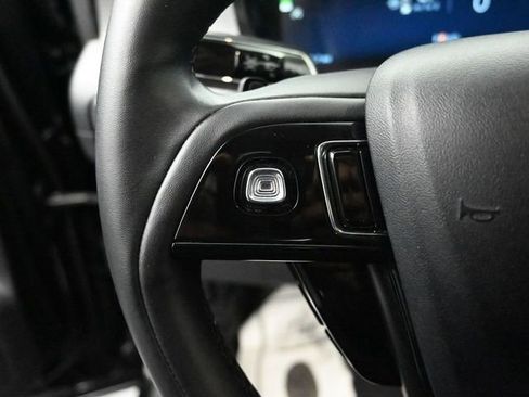 Certified 2024 Lincoln Corsair AWD image 16