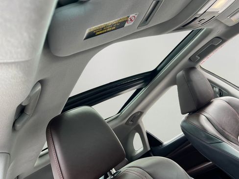 Used 2019 Lexus RX 450h AWD w/ Luxury Package image 6