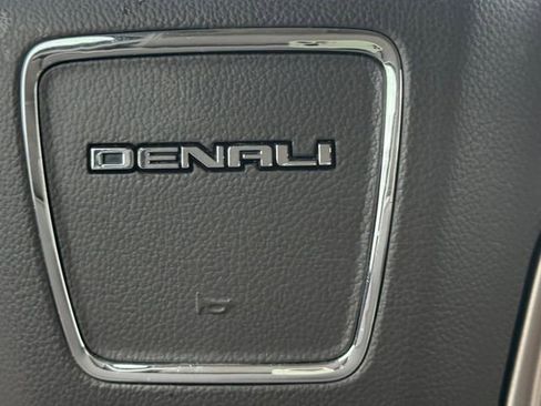 Used 2020 GMC Yukon Denali w/ Open Road Package RWD image 5