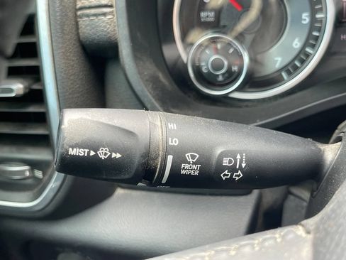 Used 2020 RAM 1500 Laramie AWD/4WD image 44