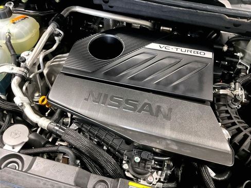 Used 2023 Nissan Rogue SV AWD/4WD image 35