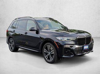 Used 2020 BMW X7 M50i AWD/4WD video 3