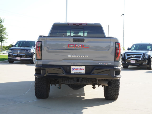 Used 2025 GMC Sierra 2500 AT4X AWD/4WD image 4