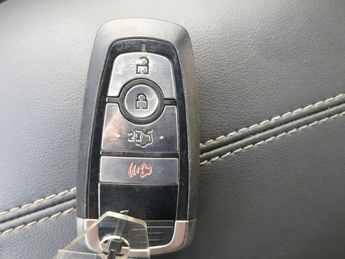 Used 2024 Ford Mustang GT Premium image 25