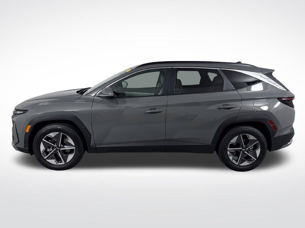 Certified 2025 Hyundai Tucson SEL FWD image 8