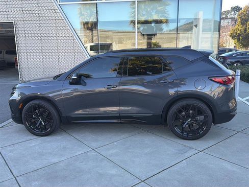 Used 2021 Chevrolet Blazer RS w/ Enhanced Convenience Package image 9