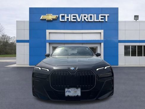 Used 2026 BMW 740i xDrive AWD/4WD image 2