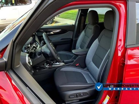 New 2026 Chevrolet TrailBlazer LT w/ Convenience Package FWD image 10