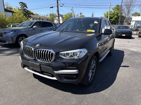 Used 2021 BMW X3 xDrive30i w/ Premium Package AWD/4WD image 2