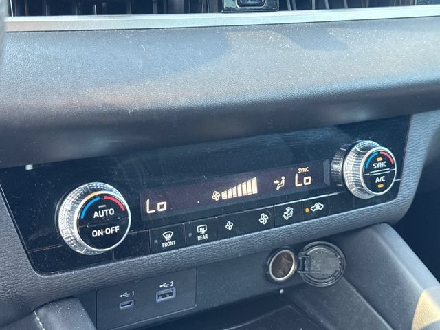 Used 2022 Mitsubishi Outlander ES FWD image 22