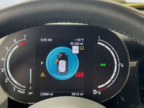 Used 2022 MINI Cooper 4-Door Hardtop image 14