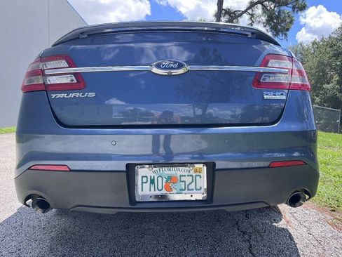 Used 2018 Ford Taurus SHO AWD/4WD image 9