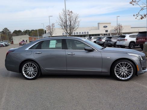 Used 2018 Cadillac CT6 Premium Luxury w/ Super Cruise Package image 9