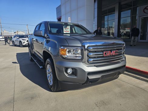 Used 2019 GMC Canyon SLE w/ Trailering Package image 2