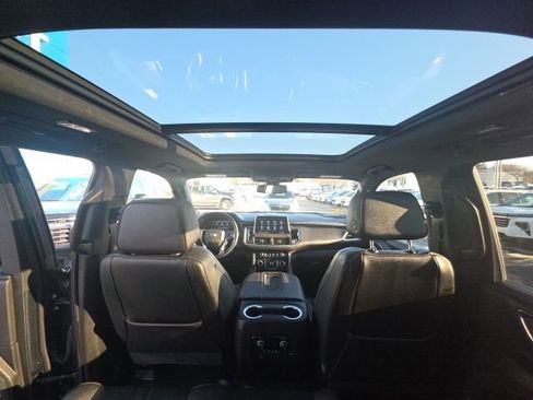 Used 2021 Chevrolet Suburban RST image 34