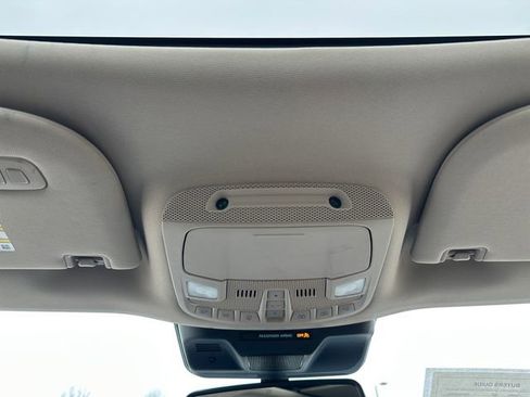 Used 2024 Ford Expedition Limited RWD image 28