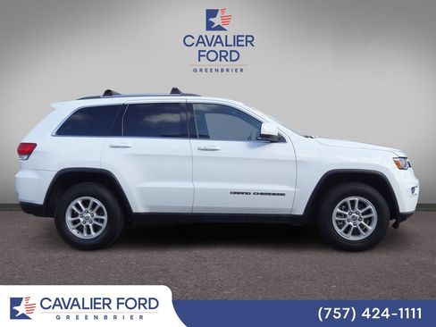 Used 2019 Jeep Grand Cherokee Laredo RWD image 2