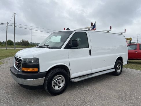Used 2021 GMC Savana 2500 w/ Driver Convenience Package RWD image 4