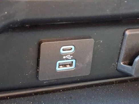 Used 2023 Ford F150 XLT image 24