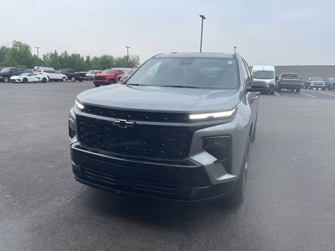 New 2025 Chevrolet Traverse RS w/ LPO, Floor Liner Package image 4