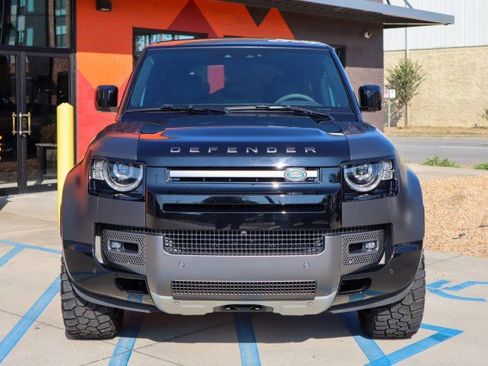 Used 2023 Land Rover Defender 90 V8 image 2