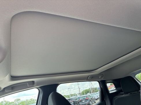 New 2026 Nissan Kicks SV w/ SV Premium Package FWD image 15