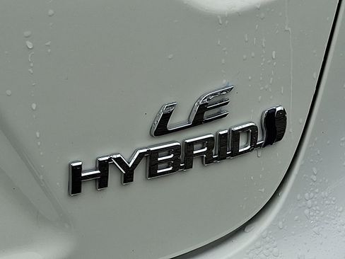 Certified 2023 Toyota Corolla LE image 30