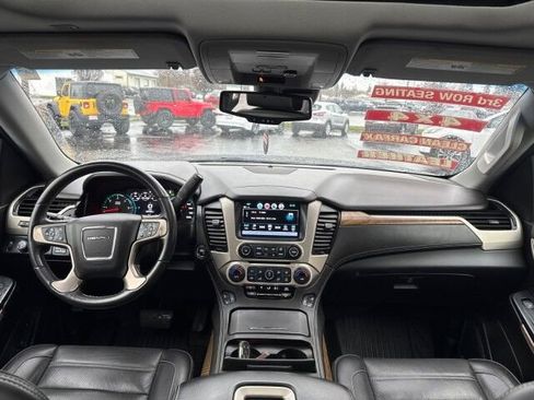 Used 2020 GMC Yukon XL Denali image 13