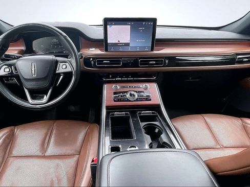 Certified 2023 Lincoln Aviator Reserve w/ Equipment Group 201A RWD image 9
