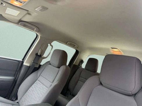 Used 2022 Nissan Frontier S w/ Technology Package image 31