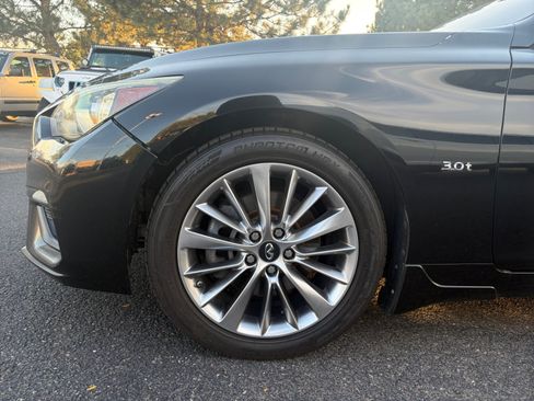 Used 2018 INFINITI Q50 Luxe w/ Essential Package (3.0T Luxe) AWD/4WD image 10